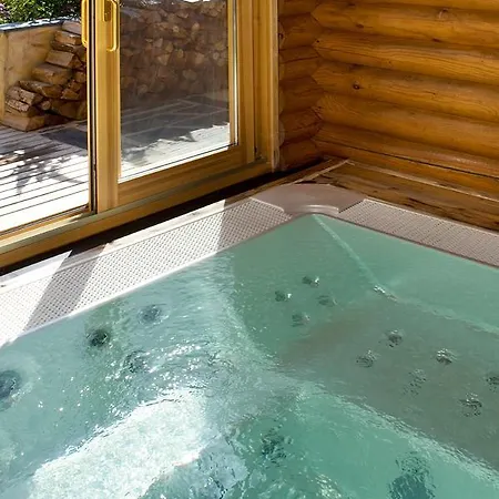 Bed & Breakfast 4youlodge Les Angles (Pyrenees-Orientales)